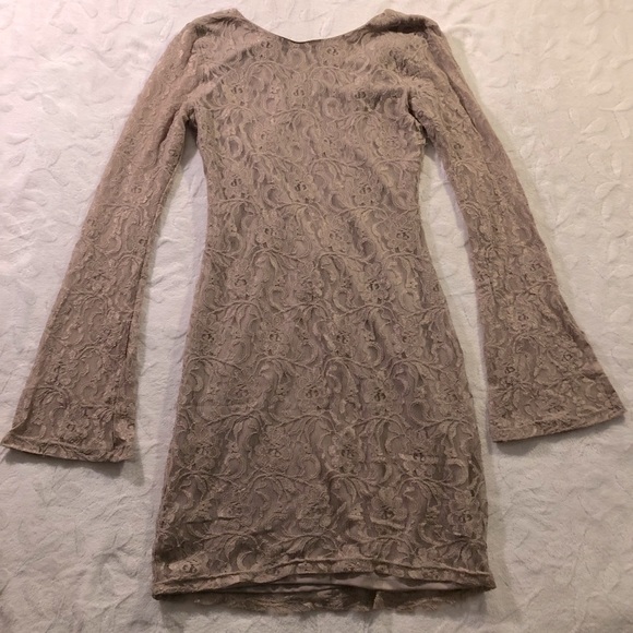 Backless Dress - Picture 2 of 4